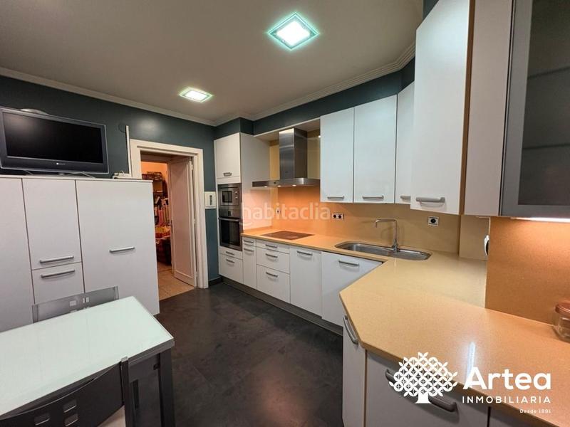 Foto 4829101c-08de-45c4-b6e7-fad50a4dbe13. Piso  en venta , zona indautxu, al lado del parque doña casilda en Bilbao