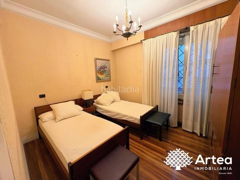 Foto 5ab77b62-d1b5-4ad8-9784-1630c63962f8. Piso  en venta , zona indautxu, al lado del parque doña casilda en Bilbao