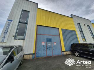 Local commercial à Portu bidea 10. Nave en venta en erandio