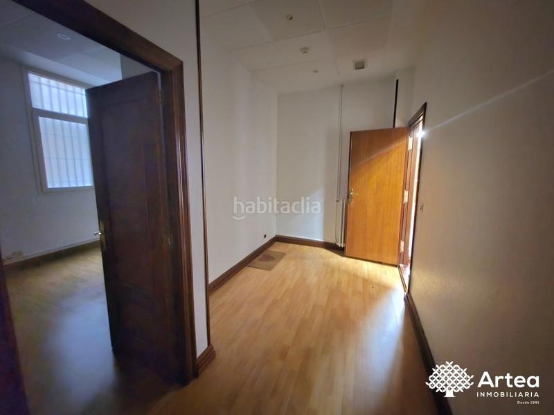 Foto cecf23a6-4314-4851-9102-12044969f7c7. Location bureau avec chauffage dans Casco Viejo Bilbao