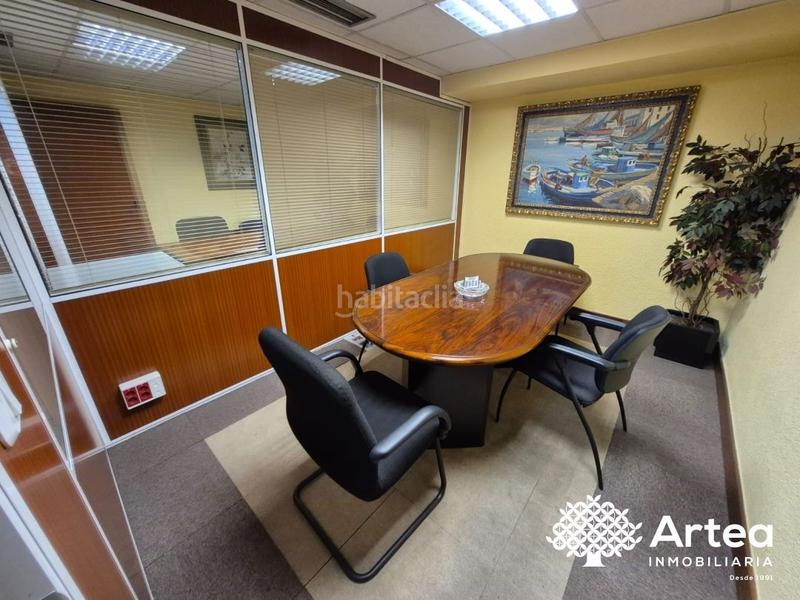 Foto 2f858c5b-7c28-4c6c-a310-888f85d8c354. Rent office space with heating parking in Sabino Arana-Jesuitas Bilbao