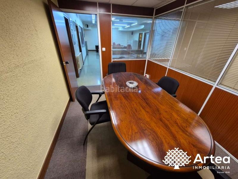 Foto 8d845945-a71b-4cfe-9dea-b18c8abe086c. Rent office space with heating parking in Sabino Arana-Jesuitas Bilbao