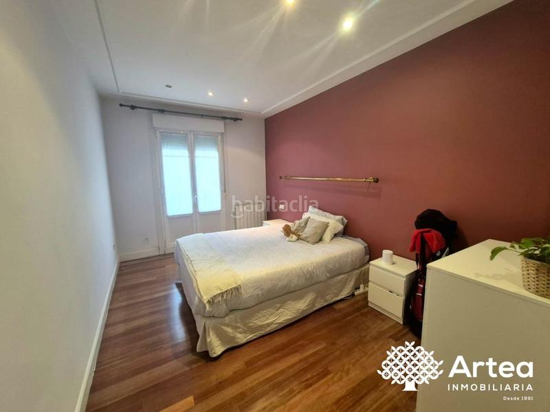 Foto 02f4a5e7-8133-44c1-b8ee-be0852051d3e. Alquiler apartamento piso alquiler en Casco Viejo junto a la catedral de santiago en Bilbao