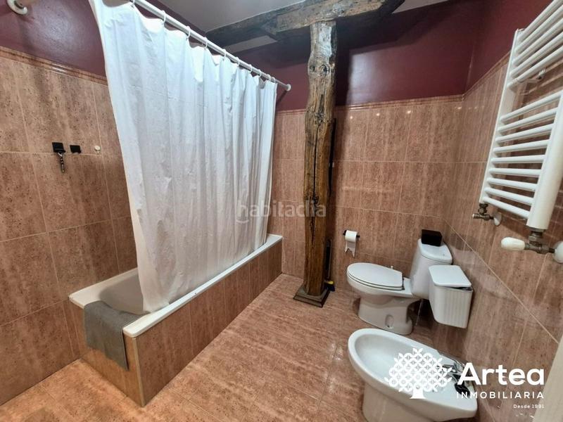Foto 7c58d72b-b070-4297-9d68-93f2b66fcd45. Alquiler apartamento piso alquiler en Casco Viejo junto a la catedral de santiago en Bilbao