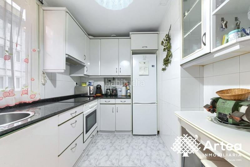 Foto 3ff0db5d-099c-41d9-98b1-008f15fbb723. Piso  en venta , zona La Peña en La Peña Bilbao