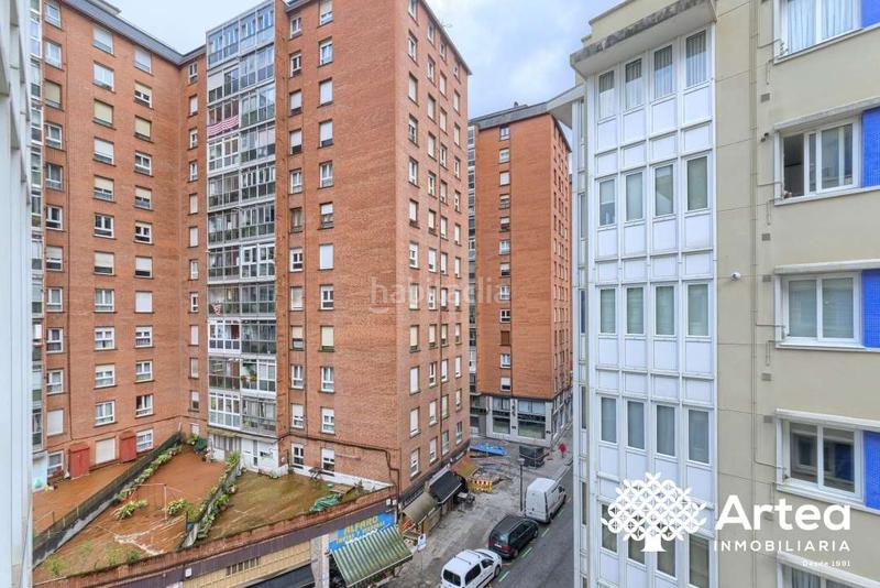 Foto b093e156-f27b-4731-ad75-ca6fa2d6e3e0. Piso  en venta , zona La Peña en La Peña Bilbao