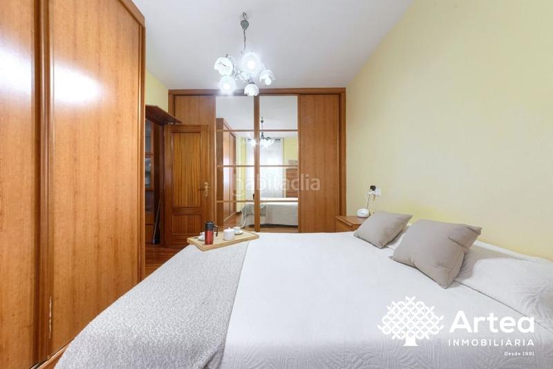 Foto de2ab2d9-71a0-4613-920a-055fb3fff3b9. Piso  en venta , zona La Peña en La Peña Bilbao