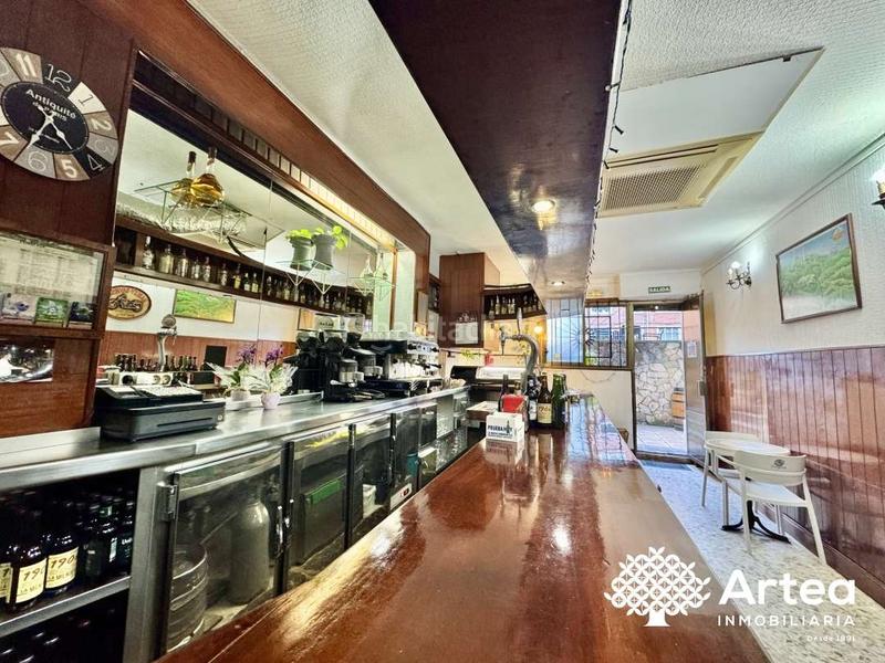 Foto 255ea1ae-536c-4625-9805-8dfb504e922c. Lloguer local comercial a fika kalea 49 a Atxuri Bilbao