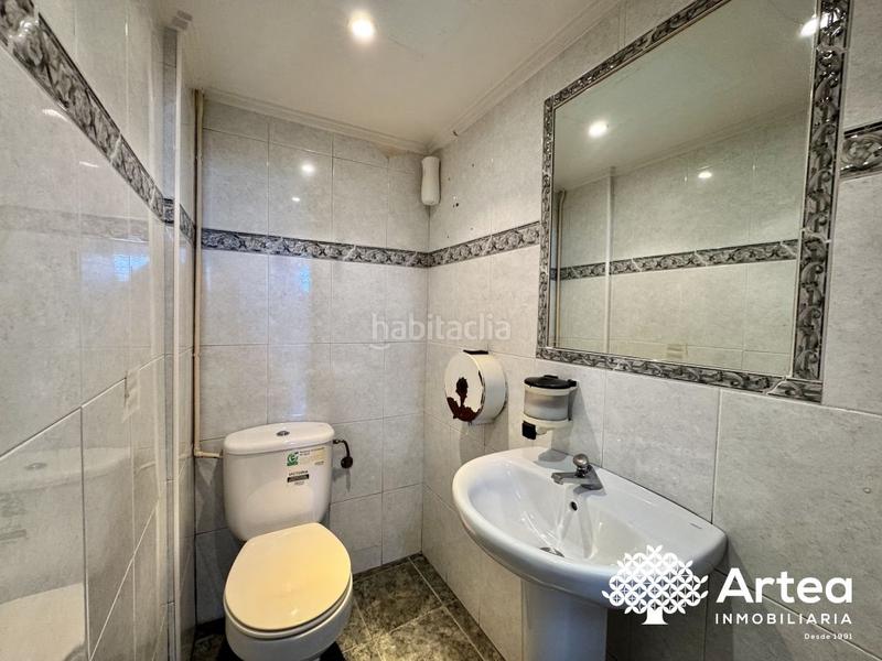 Foto 8e59f217-f489-4d75-8415-aaa9bc175203. Location local commercial dans fika kalea 49 dans Atxuri Bilbao