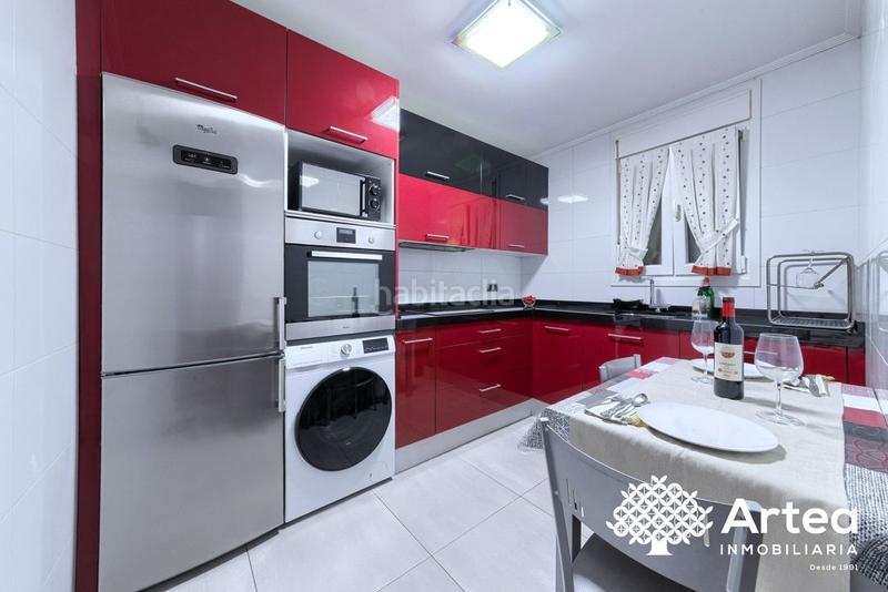 Foto 0a37f69e-c4d1-4556-9e8a-5107cff5cb8f. Piso chalet en venta , zona Uretamendibetolaza reformado a capricho en Bilbao