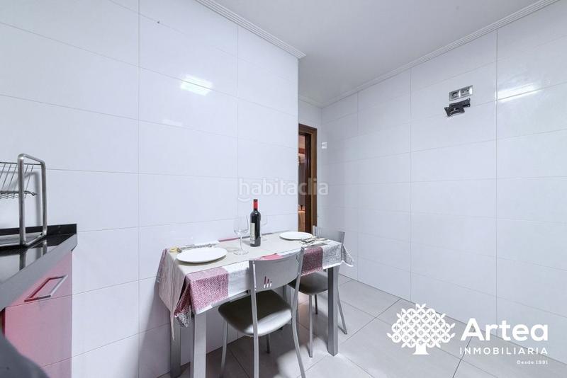 Foto 1083eabe-8715-4cb0-b3ca-7830f0ffc96a. Piso chalet en venta , zona Uretamendibetolaza reformado a capricho en Bilbao