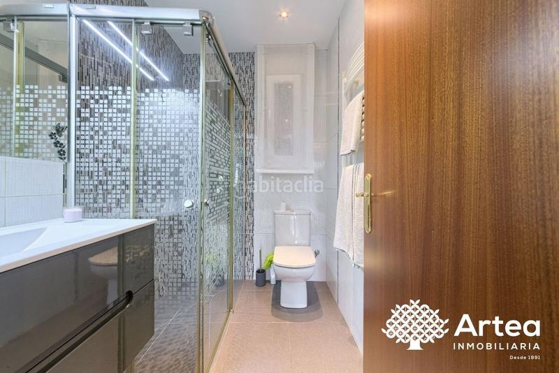 Foto 7ef78a65-e4bb-4229-8a87-2fe8d2f493bb. Piso chalet en venta , zona Uretamendibetolaza reformado a capricho en Bilbao
