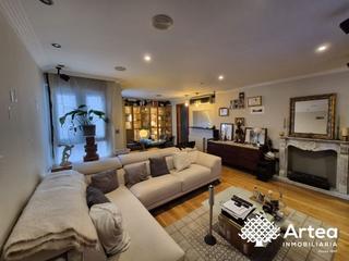 Flat  De azkue resurreccion maria kalea. Piso venta bilbao santutxu con ascensor a cota cero