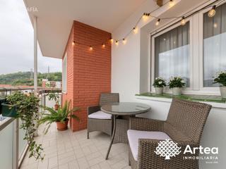 Pis a Artatzamina kalea 12. Piso en venta en bilbao, zona artatsamina, 4 habitaciones, total