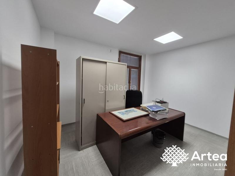 Foto 68a33ef6-a3fc-4f26-b524-32fee150cd19. Affitto ufficio in Casco Viejo Bilbao