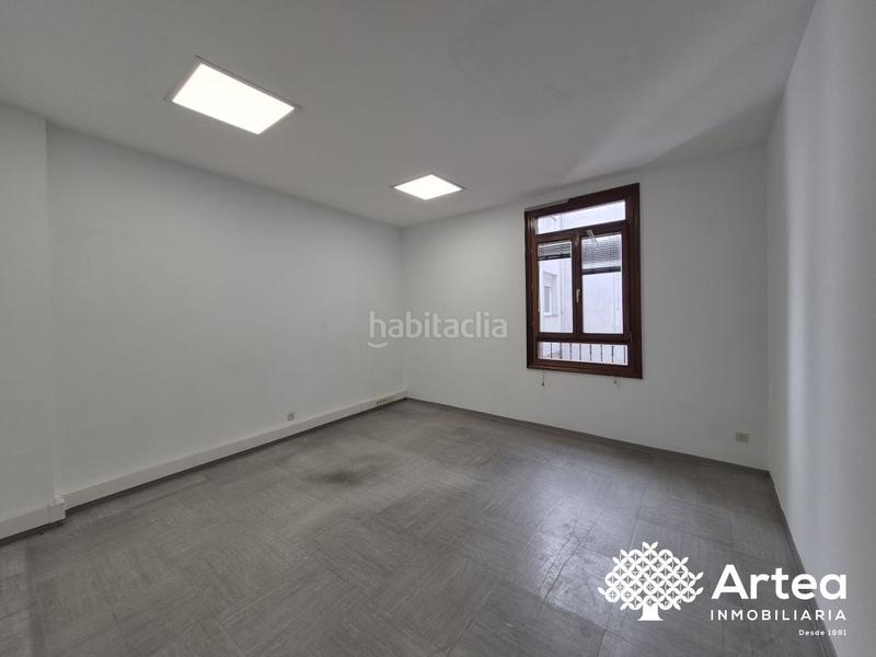 Foto b9093760-2d16-4d00-ad56-a367e2991607. Rent office space in Casco Viejo Bilbao