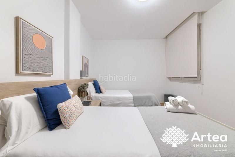 Foto 16c98079-4110-455f-97d8-90c2e8e7a55f. Piso  en venta, zona abando cerca del instituto central, con licencia turística en Bilbao