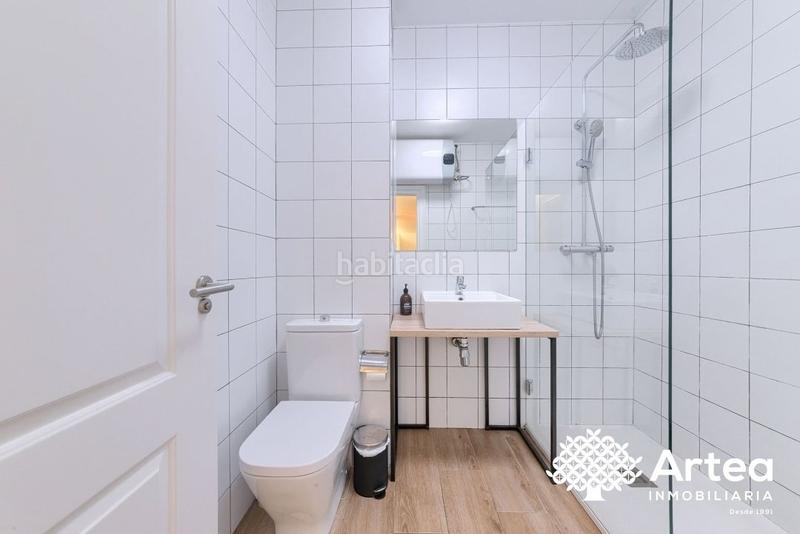 Foto 88553e2c-97f7-4f27-8a29-88c039fcbb0e. Piso  en venta, zona abando cerca del instituto central, con licencia turística en Bilbao