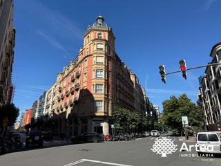 Lloguer Aparcament cotxe a Mazarredo zumarkalea 15. Se alquila plaza de garaje grande en alameda mazarredo 15  edif.