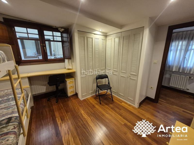 Foto 1767e684-4e3a-45a1-9bc8-d0d2af2a35d3. Flat with heating in Casco Viejo Bilbao