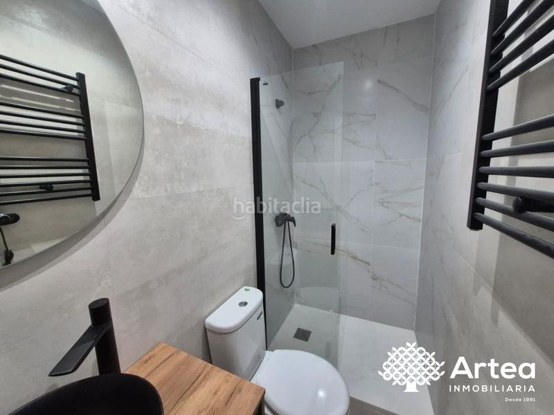 Foto f4d8b51a-8b54-4937-932b-85eeacafb2e5. Piso en iturribide kalea 94 piso venta zona santutxuiturribide en Bilbao