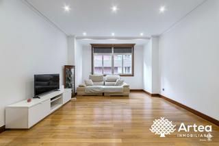 Pis a Zurbaran auzoa 1. Piso en venta en bilbao, zona zurbaran, cuatro habitaciones