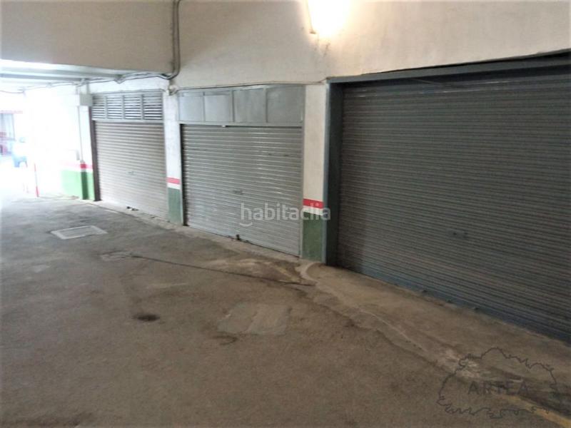 Foto 3f89e0f2-5123-41f9-85d3-047ca4ea4683. Parking voiture dans Iturralde Bilbao