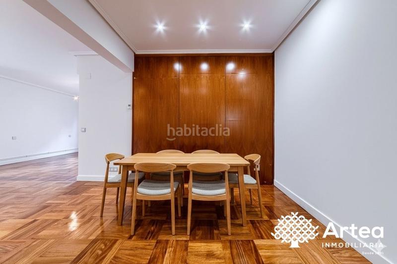 Foto 03ed04ca-ba27-4f0f-8b3d-bbd15aae5aee. Appartement dans lezamako trenbide zaharreko bidea 2 dans Bilbao