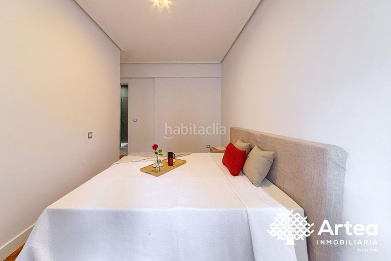Foto 289f9176-ac34-4be0-a052-eb99eb674883. Appartement dans lezamako trenbide zaharreko bidea 2 dans Bilbao