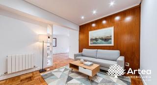 Pis a Camino via vieja de lezama 2. Piso en venta en bilbao, zona begoñalde con terraza