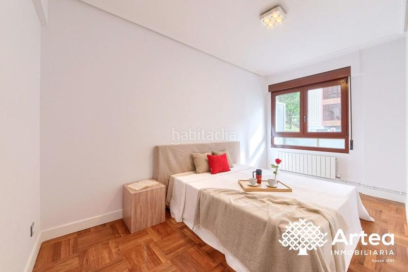 Foto a17ab1d5-90ae-4b04-9640-396eb3a934b6. Appartement dans lezamako trenbide zaharreko bidea 2 dans Bilbao