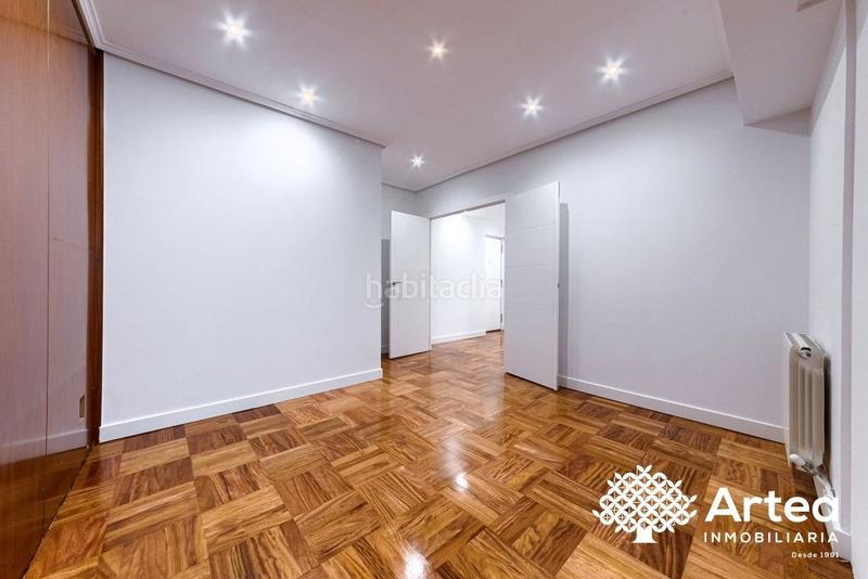 Foto e3a8fca2-9316-4e1c-9505-7ba508f4f05d. Appartement dans lezamako trenbide zaharreko bidea 2 dans Bilbao