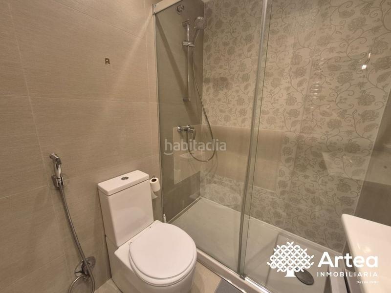 Foto 6ff85219-f98e-48ea-8c59-84e6ef17f2fd. Rent flat with heating in Casco Viejo Bilbao