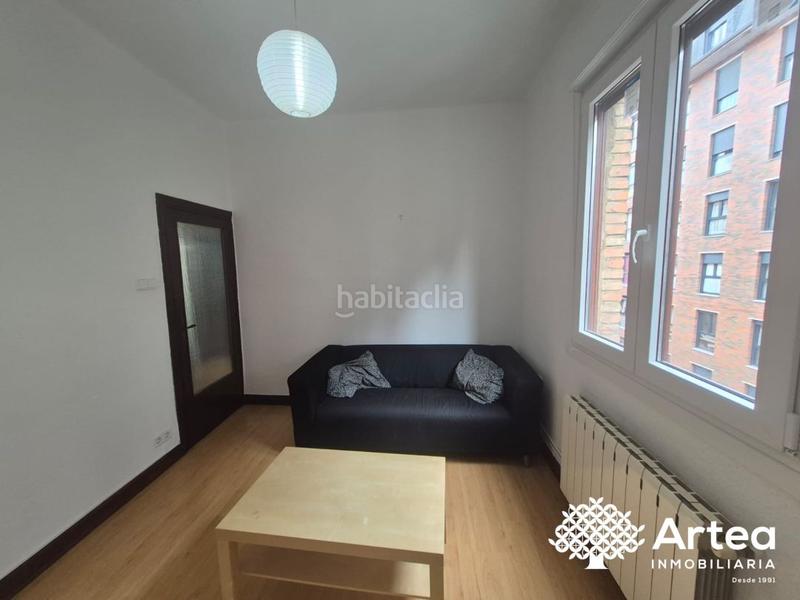 Foto effaa3b3-44c6-4ba4-9ef8-ea530b695674. Alquiler piso  alquiler , zona Miribilla, con ascensor. en Bilbao