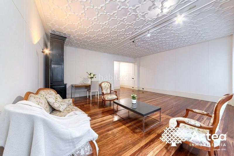 Foto 3ac2047a-3e9b-4975-aa2e-28d1bf441fc2. Flat with heating in Zabalburu Bilbao