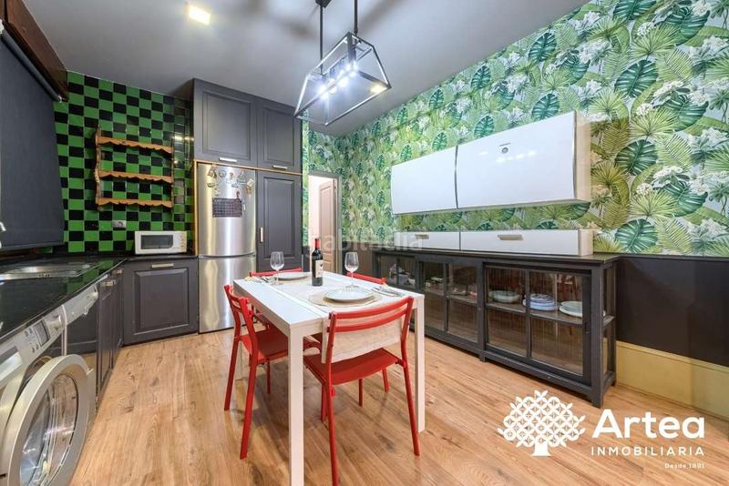 Foto d1800cd1-09df-485f-87f4-f6192753f6e0. Flat with heating in Zabalburu Bilbao