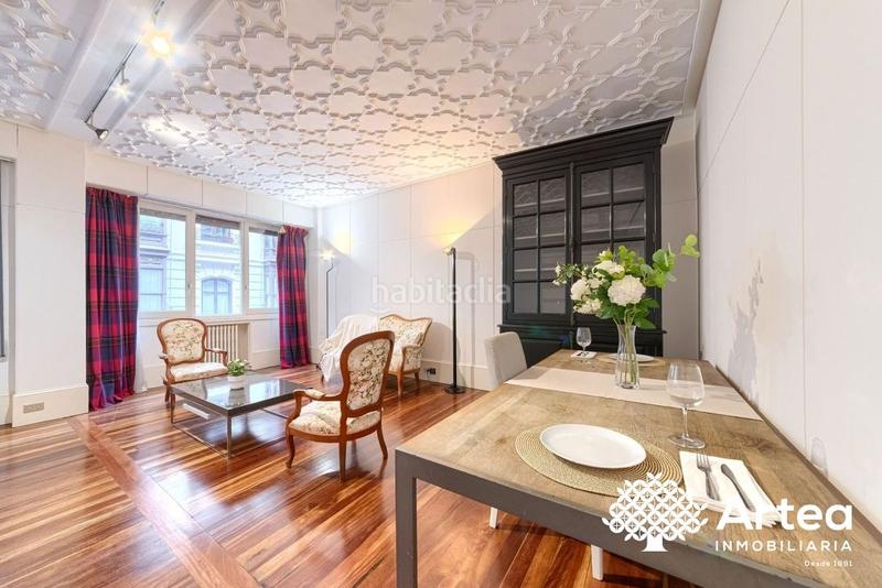 Foto f3376d8c-6ae9-4d94-bd19-5bc67cd88982. Flat with heating in Zabalburu Bilbao