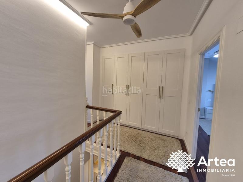 Foto 0e79ca9b-d614-4d72-9d2e-3686b5329f81. Piso atico duplex venta junto al parque con ascensor a cota cero en Santurtzi