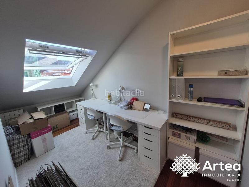 Foto 126b60d7-611c-43fd-b784-8b00314b7a9e. Piso atico duplex venta junto al parque con ascensor a cota cero en Santurtzi