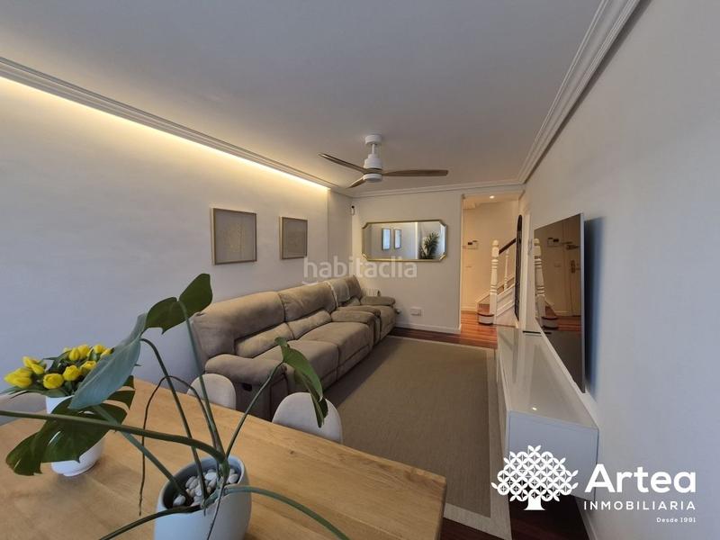 Foto 3a0c8e0a-6f7e-4031-8590-d144552a6424. Piso atico duplex venta junto al parque con ascensor a cota cero en Santurtzi