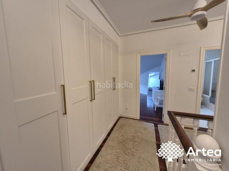 Foto 4005e80f-e826-47df-90e0-c937051a1c3a. Piso atico duplex venta junto al parque con ascensor a cota cero en Santurtzi