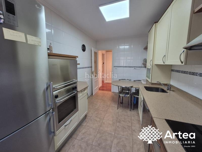 Foto a83136ef-7054-486e-aea7-ef56d48d5e7b. Piso atico duplex venta junto al parque con ascensor a cota cero en Santurtzi