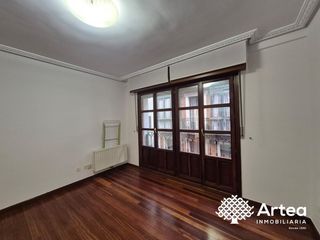 Rent Apartment  Goienkale. Apartamento en alquiler en bilbao, zona casco viejo