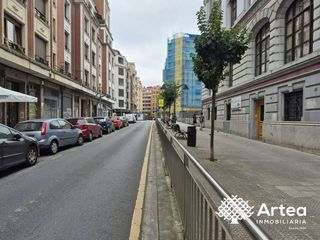 Aparcament cotxe a Zona Indautxu