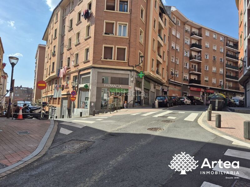 Foto b6219269-a9e3-43e8-ac78-500be6bf7931. Pis a Barrio de Uribarri Bilbao
