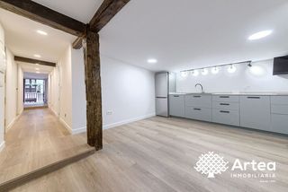 Pis  Artekale 6. Piso reformado a estrenar en el casco viejo de bilbao  calle art