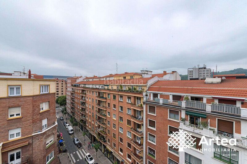 Foto bd1774ad-8844-4fb6-8867-ac979a2ab426. Àtic amb calefacció a Sabino Arana-Jesuitas Bilbao