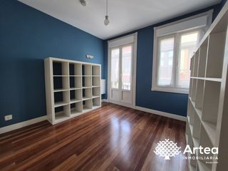 Etagenwohnung  Artekale. Piso venta bilbao zona casco viejo, 7 calles con 2 balcones, par