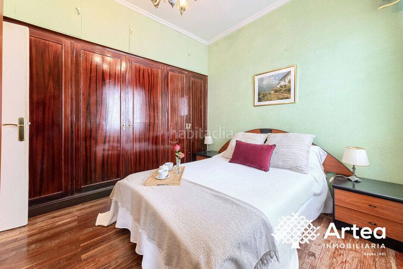 Foto 6a37cecd-b963-440e-85d4-6b041898c1ce. Miete etagenwohnung mit heizung in Ensanche - Moyua - Diputación Bilbao