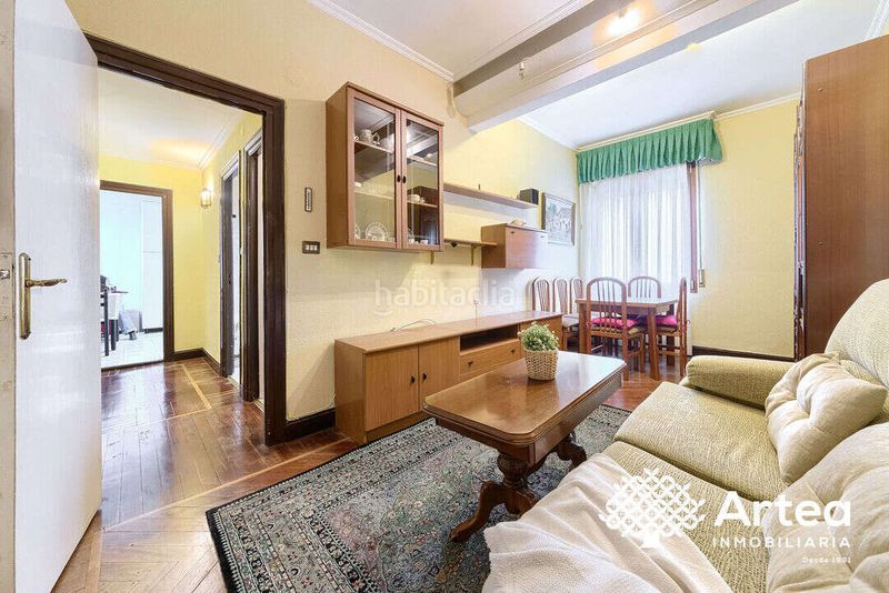 Foto 89e8fee8-6900-4f9b-9e60-1a1c65ce075c. Miete etagenwohnung mit heizung in Ensanche - Moyua - Diputación Bilbao
